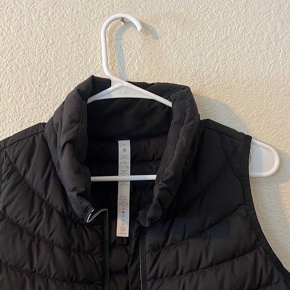 Lululemon Lightweight Relaxed-Fit Down Vest - Picture 3 of 6